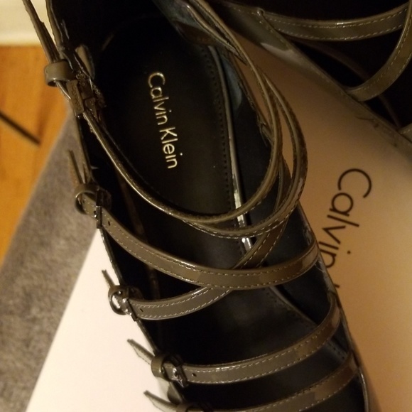 NWOT Calvin Klein Women's Pumps - Picture 2 of 7